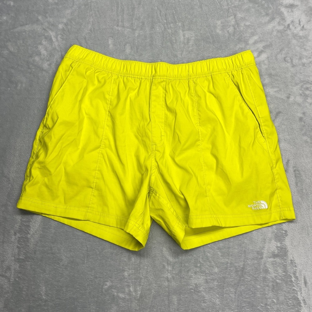 The North Face Shorts Mens XL Yellow Pleated Running Gym Training Athleisure